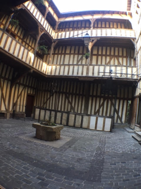 Rashi in Troyes