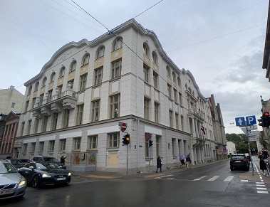 The Jewish community building