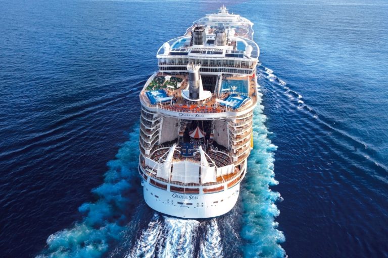 oasis of te seas royal caribbian (1)