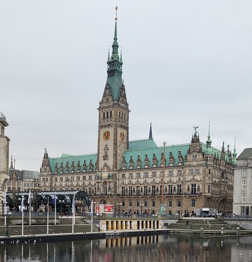 Hamburg Tourist Attractions: Rathaus Town Hall