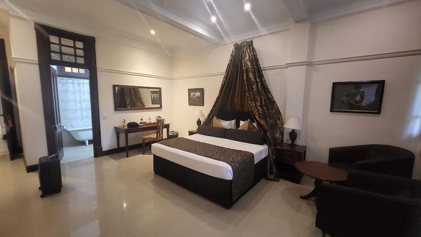 Kandy- Suisse Hotel