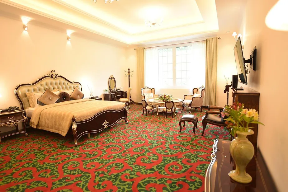 Nuwara Eliya - ARALIYA Green City Hotel