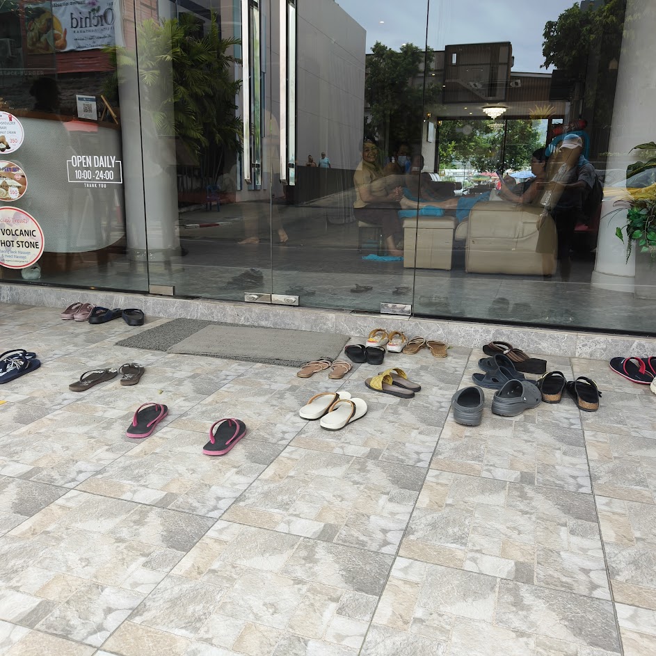 Shoes un front every store