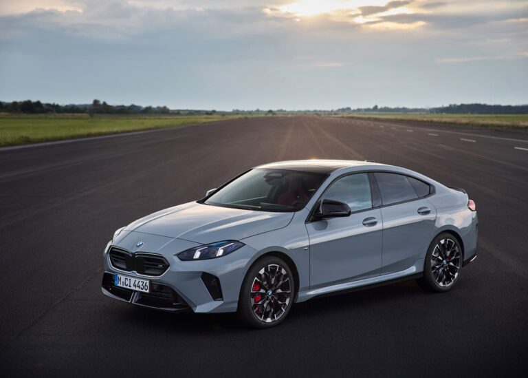 P90572660_highRes_the-new-bmw-m235-xdr
