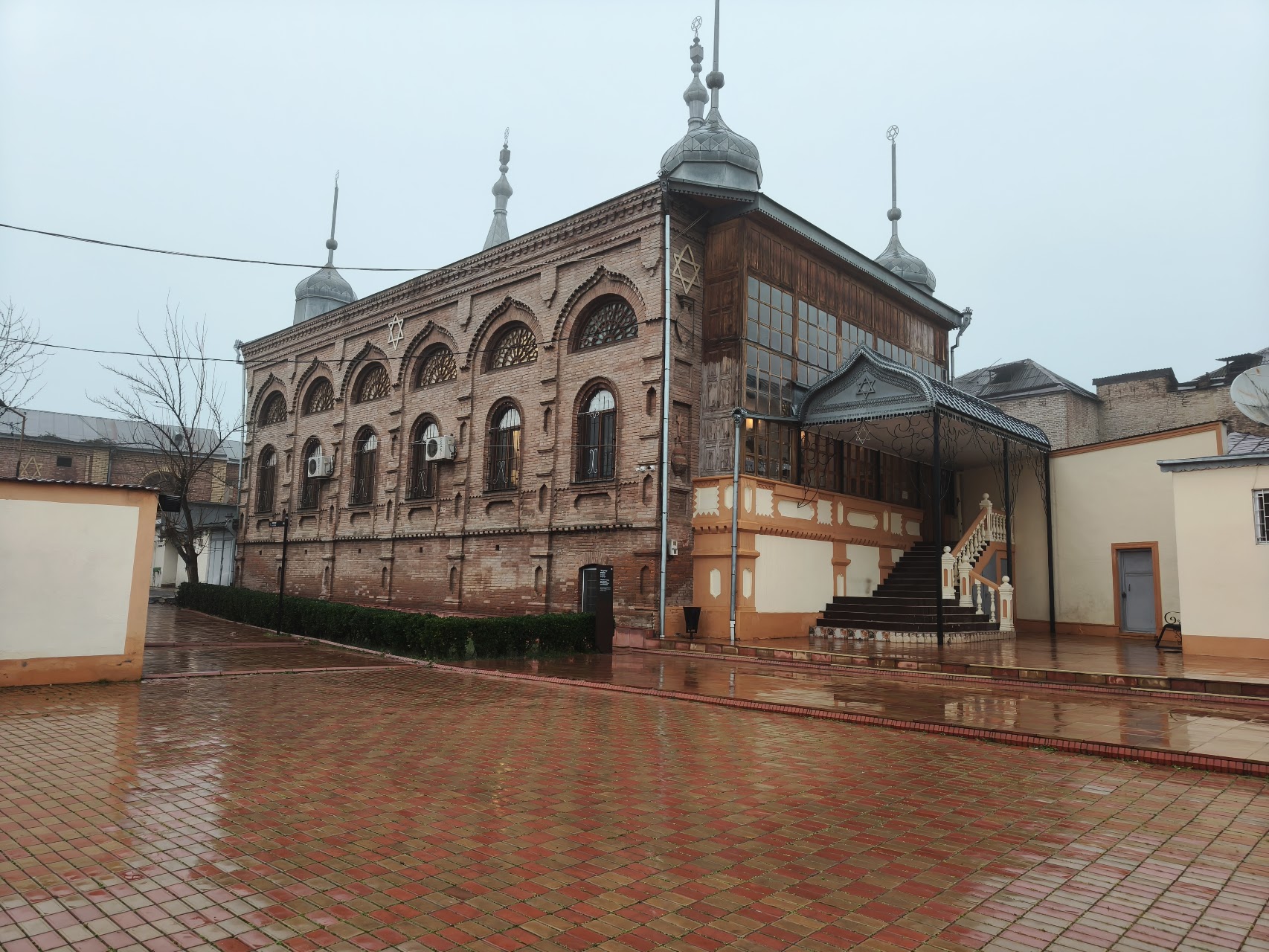 Red Village Azerbaijan 6 domes synagogue