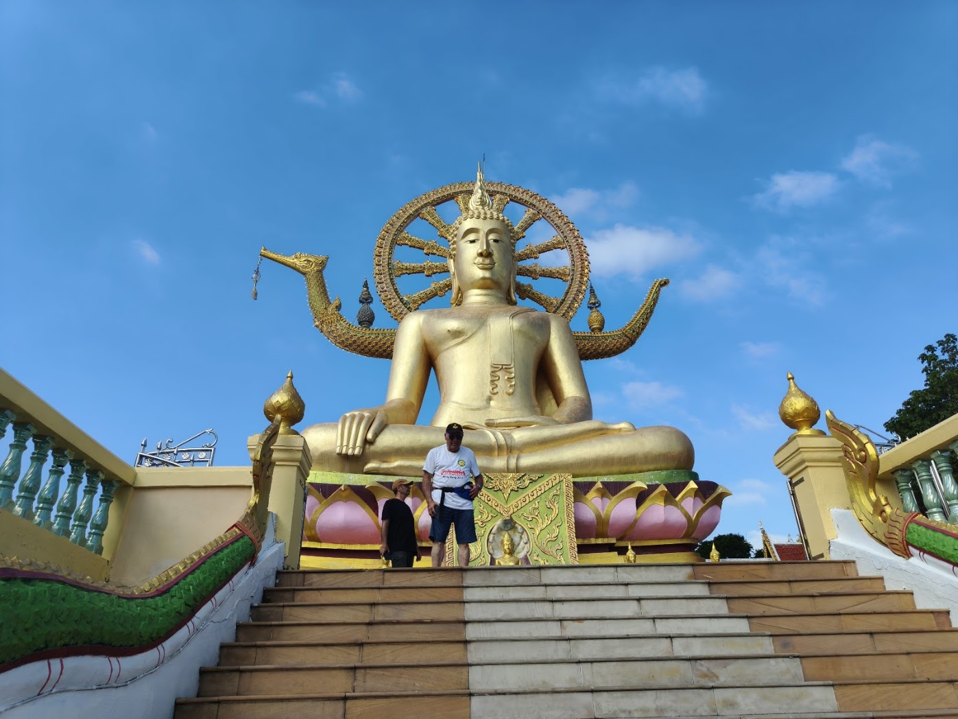 מקדש בודהה הגדול בקוסמוי תאילנד 